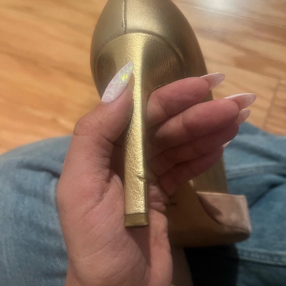 Diane Von Furstenberg Leather and Suede Pumps( gold and beige) 7M - Picture 4 of 7